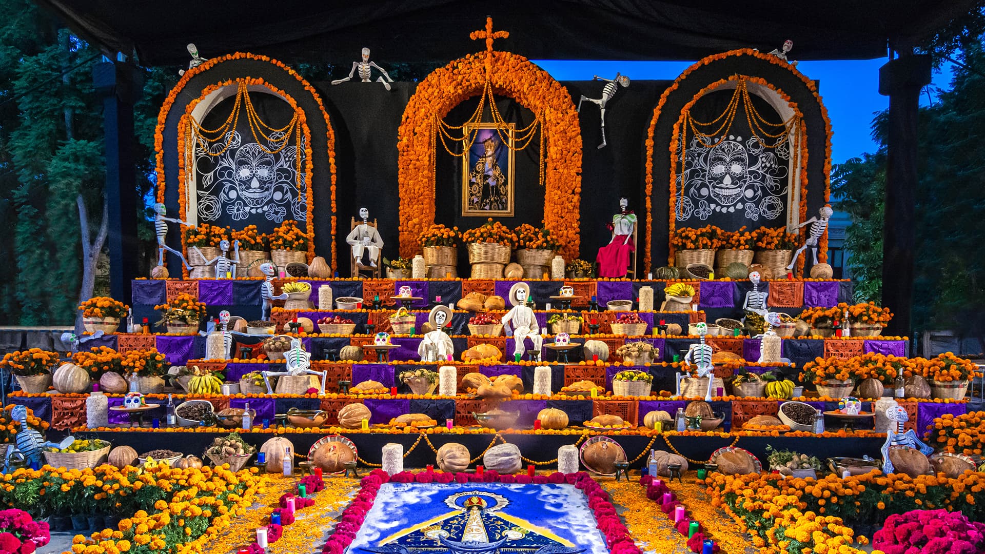 El día de muertos se vive en Puebla: una celebración vibrante y colorida